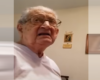 Cet homme âgé de 98 ans réalise qu'il est vieux