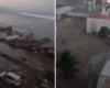 Il filme un tsunami qui frappe sur une plage en Indonésie