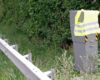 Les gilets jaunes fleurissent sur les radars fixes en France