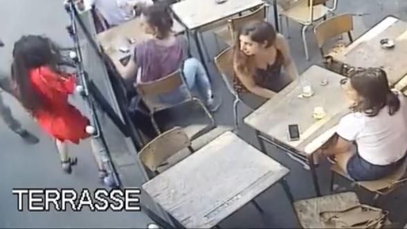 VIDÉO Une femme giflée au visage par un harceleur dans la rue à Paris