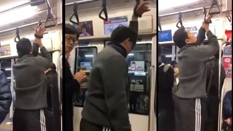Ce passager coince sa main et rate sa station de métro