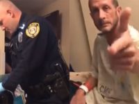 Les flics cherche le cannabis dans la chambre d'un patient à l'hôpital