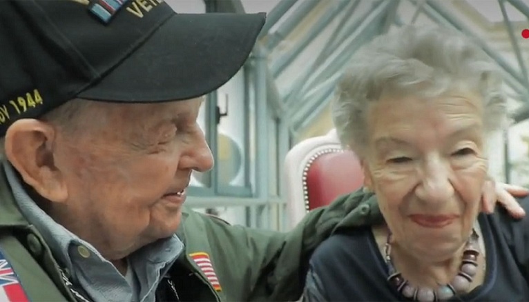 Un ancien combattant américain retrouve son amour de la jeunesse en Lorraine, 75 ans plus tard