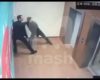 Des voleurs tentent de s'échapper par l'ascenseur