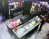 Paris : Ils volent des doudounes de luxe dans une boutique Moncler